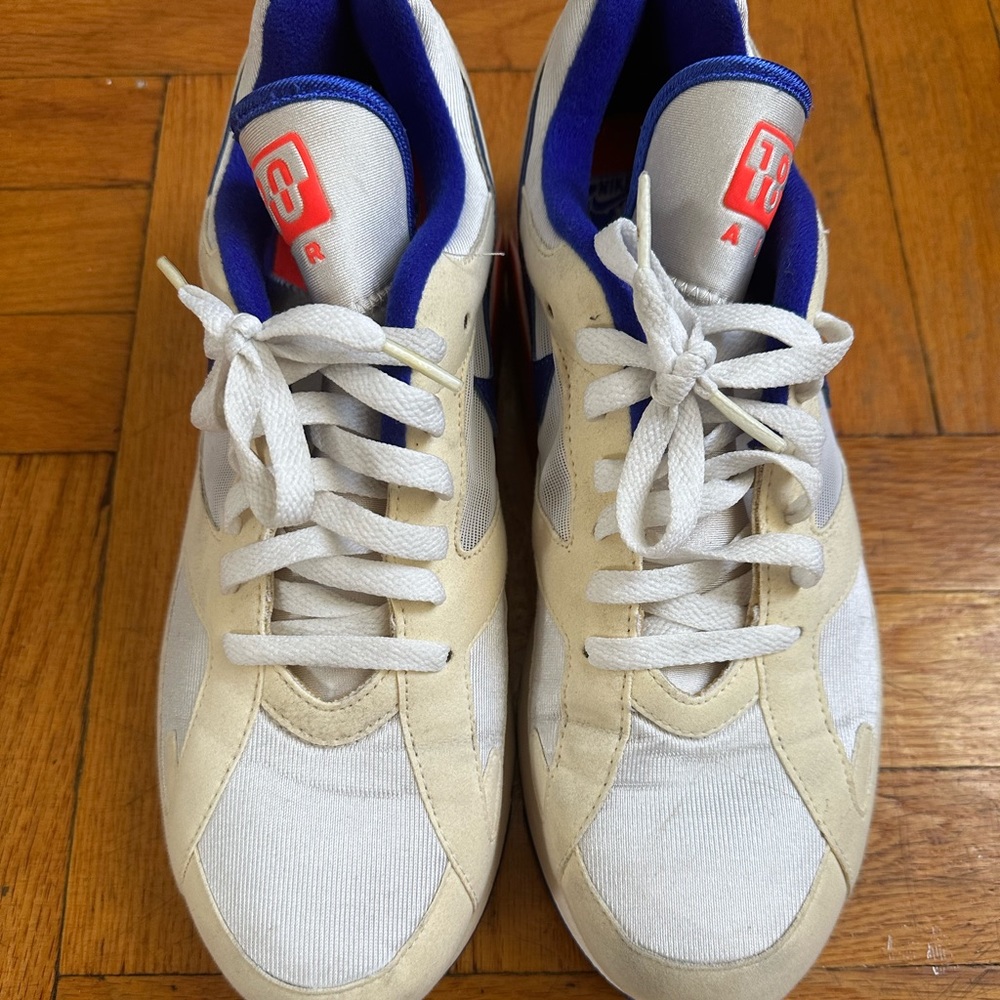 Nike Air Max 180